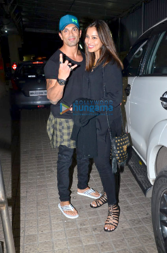 photos karan singh grover and bipasha basu spotted at juhu pvr 3