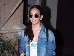 Photos: Kriti Kharbanda snapped in Andheri