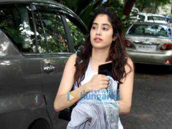 Photos: Malaika Arora, Janhvi Kapoor and Pooja Hegde spotted at the gym