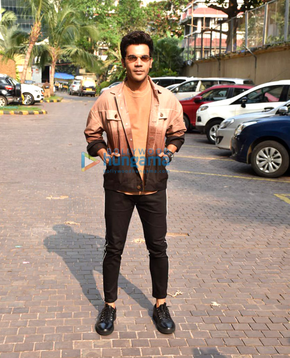 photos rajkummar rao and mouni roy snapped promoting made in china 4