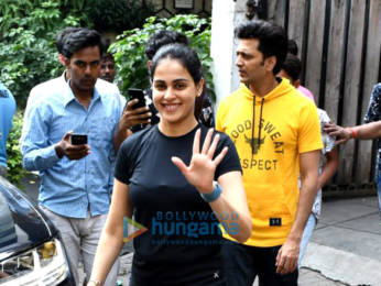 Photos: Riteish Deshmukh and Genelia Dsouza spotted at the gym