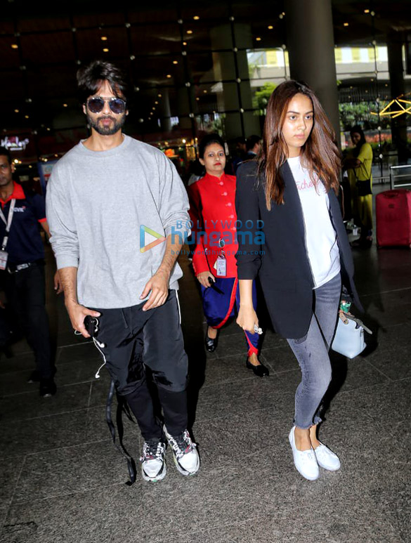 Photos: Shahid Kapoor and Mira Rajput snapped at the airport