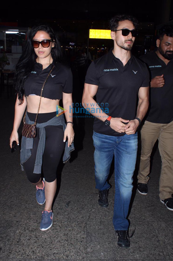 Sania Bf Video - Photos Sunny Leone, Sania Mirza and others snapped at the airport (1) |  Daniel Weber, Sunny Leone Images - Bollywood Hungama
