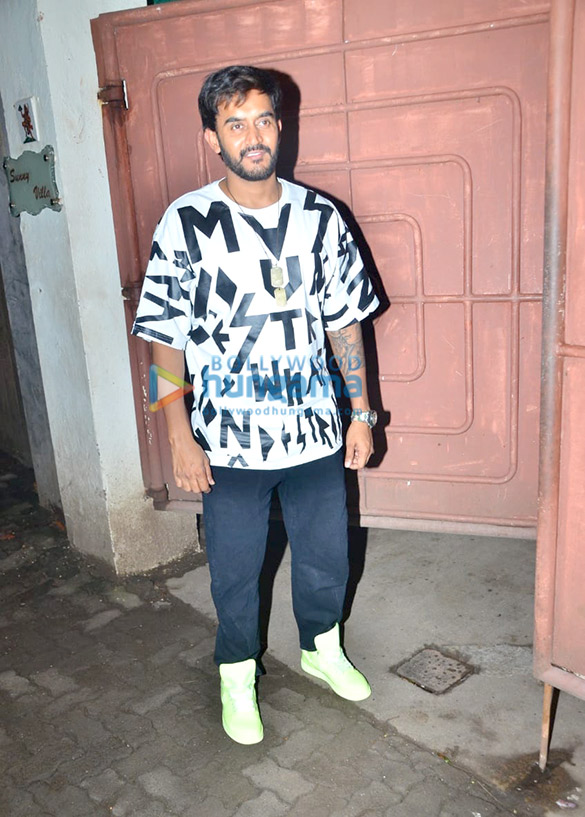 photos taapsee pannu bhumi pednekar and others grace the special screening of saand ki aankh 11