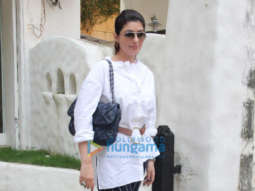 Photos: Twinkle Khanna spotted in Bandra