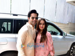 Photos: Varun Dhawan, Natasha Dalal, Rohit Dhawan and others snapped during Laxmi Pujan