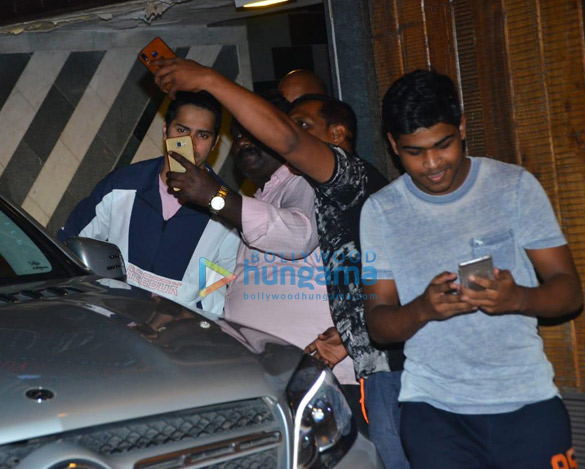 photos varun dhawan snapped at gym in juhu 3 2