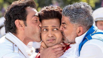 Housefull 4: Akshay Kumar and Bobby Deol caught sleeping on the sets, courtesy Riteish Deshmukh