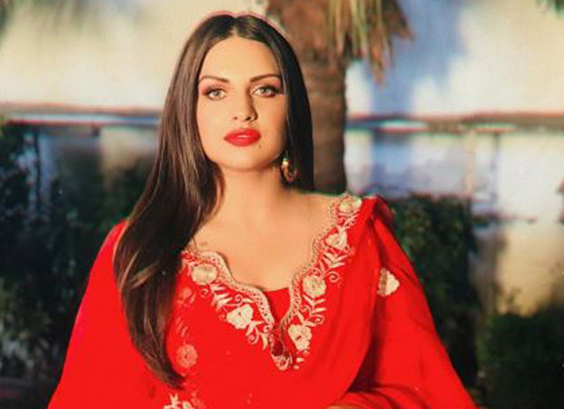 Bigg Boss 13: Himanshi Khurana states that she will NOT be the wild card contestant; slams meme pages for highlighting her fight with Shehnaaz Gill
