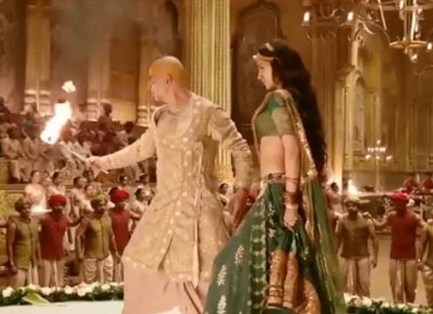 Kriti Sanon was very close to setting her hair and clothes on fire during the shoot of Housefull 4; here's proof