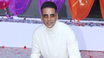 Good Newwz: Akshay Kumar shoots promotional song despite injury and fever