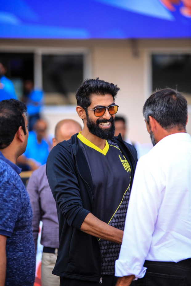 ISL 2019 - 2020: Rana Daggubati meets the Hyderabad FC players during their first match