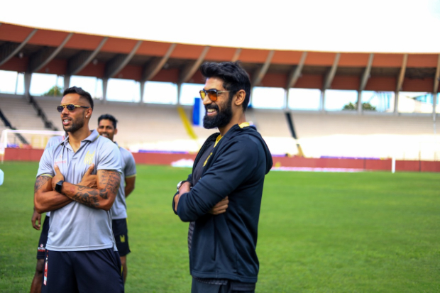 ISL 2019 - 2020: Rana Daggubati meets the Hyderabad FC players during their first match