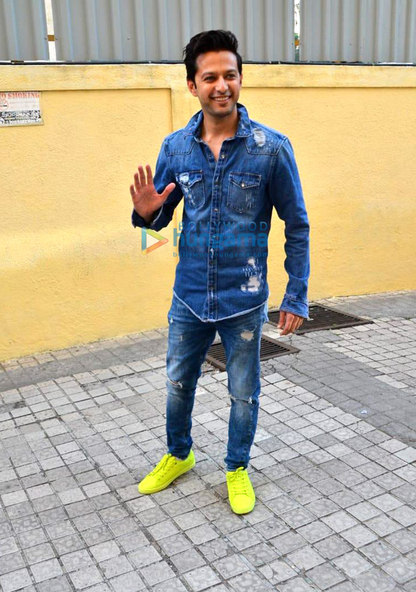 photos ajay devgn rohit shetty and others snapped attending the trailer preview of tanhaji 7