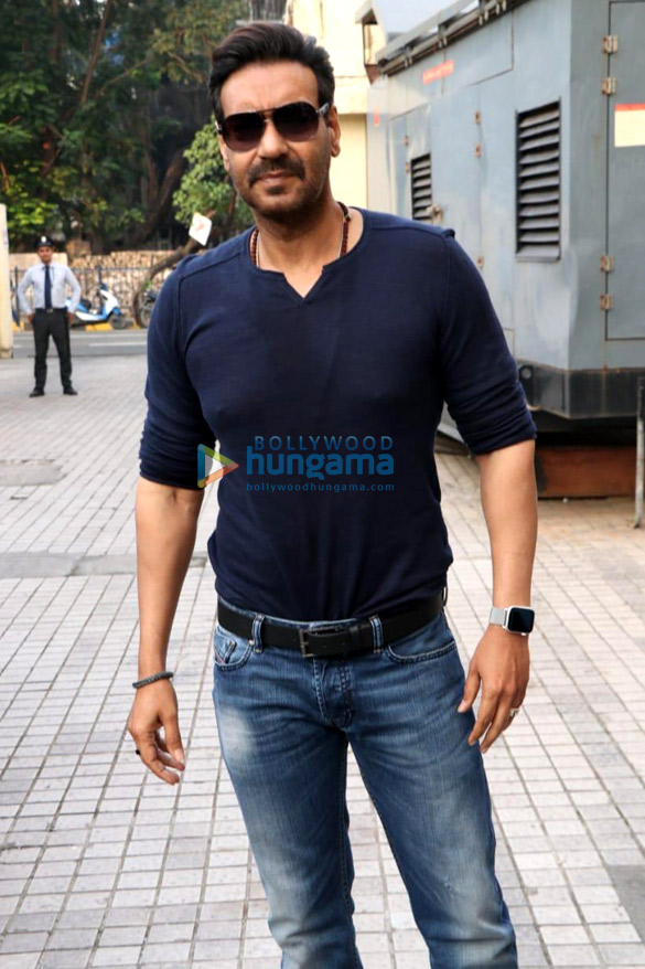 photos ajay devgn snapped at pvr juhu 1