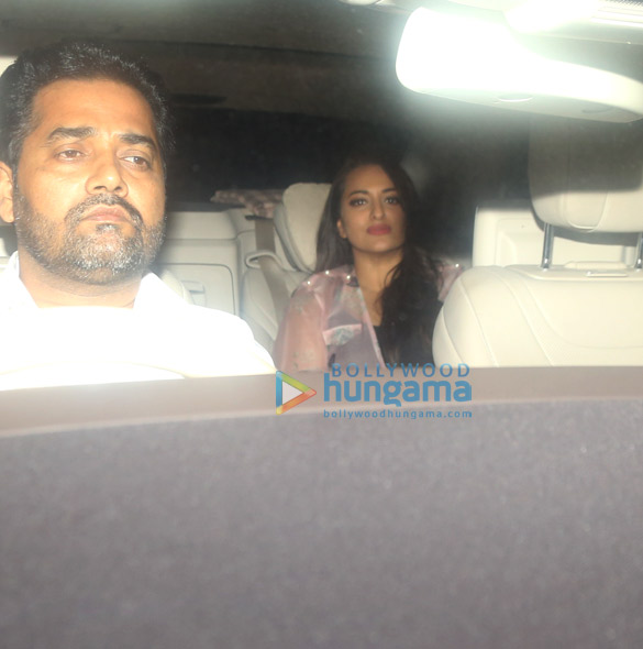 photos ananya panday kajol malaika arora and others attend karan johars house party 4