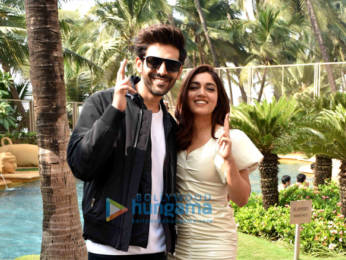 Photos: Ananya Panday, Kartik Aaryan and Bhumi Pednekar snapped during Pati Patni Aur Woh promotions