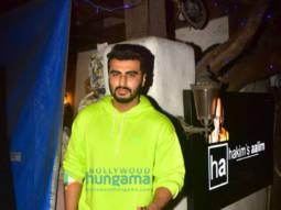 Photos: Arjun Kapoor snapped at Hakim’s Aalim salon in Khar