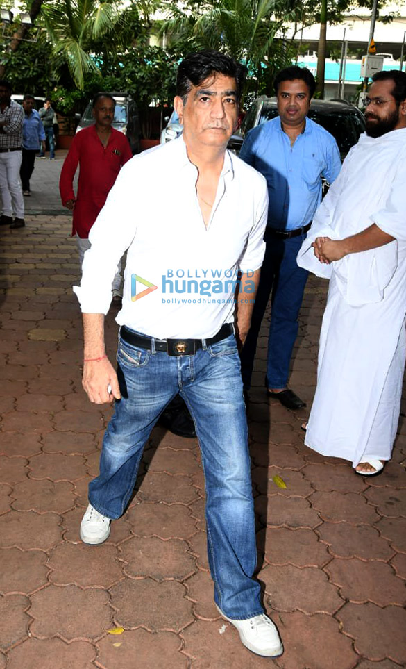 photos celebs attend champak jains prayer meet1 1