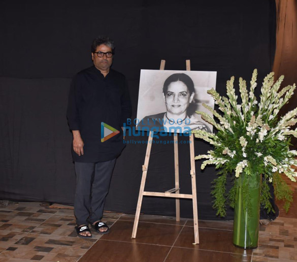 photos celebs attend the prayer meet for shabana azmis mother shaukat kaifi 119 2