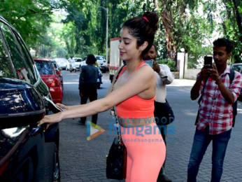 Photos: Janhvi Kapoor, Shahid Kapoor and Mira Kapoor spotted at gym in Bandra