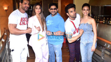 Photos: John Abraham, Anil Kapoor and others snapped promoting their film Pagalpanti