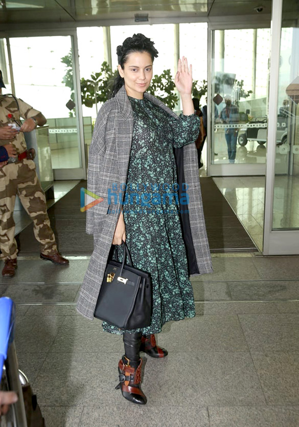 Photos: Kangana Ranaut, Sushant Singh Rajput, Twinkle Khanna and others snapped at the airport