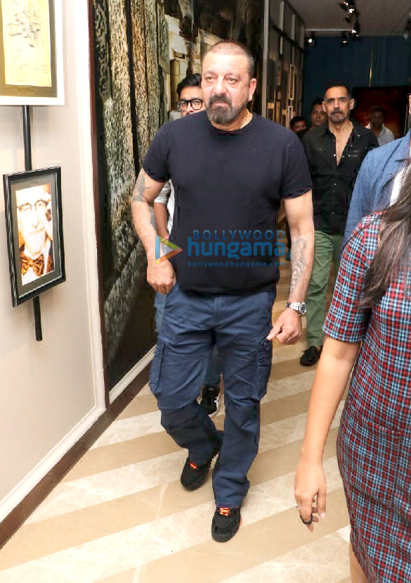 photos kriti sanon and sanjay dutt snapped at panipat trailer launch 2