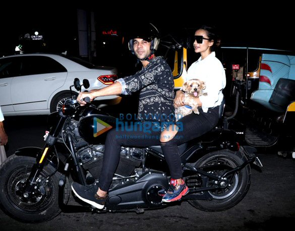photos rajkummar rao and patralekhaa snapped in juhu 5
