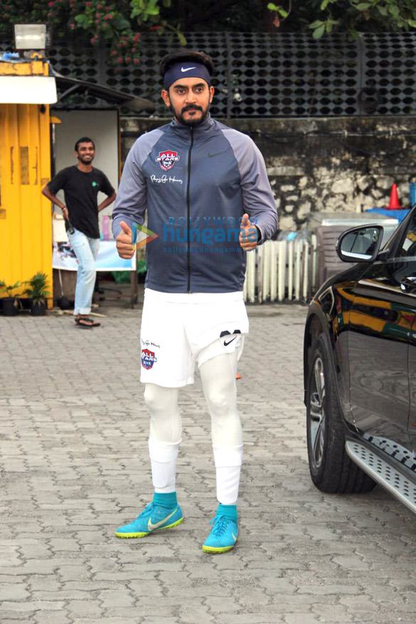 photos ranbir kapoor arjun kapoor and others snapped during a football match 3 2