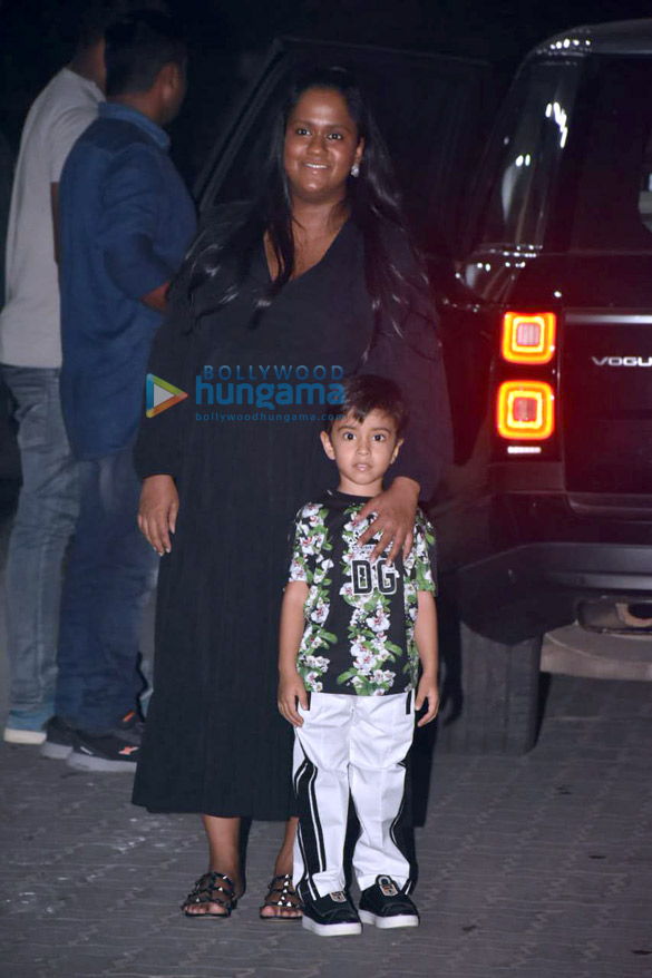 photos salman khan iulia vantur aayush sharma and others attend sohail khans house party 4