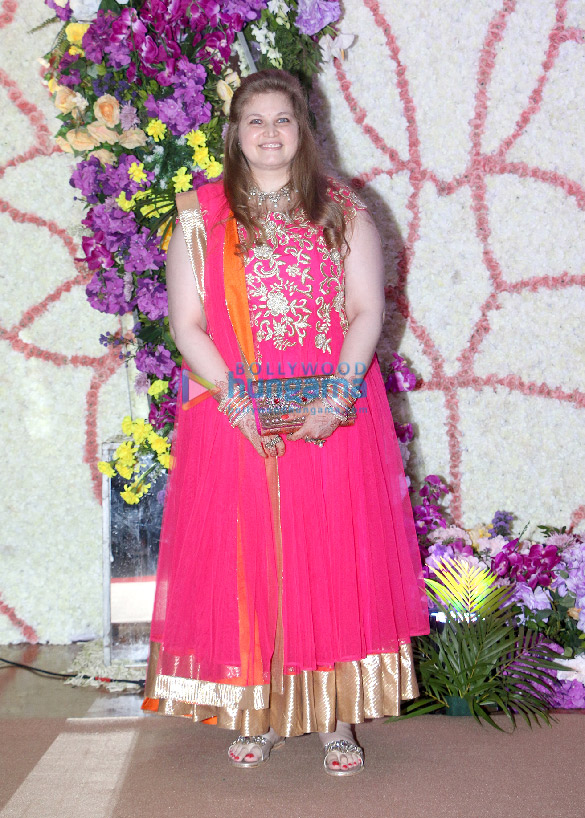 photos salman khan madhuri dixit abhishek bachchan anil kapoor and others attend sooraj barjatyas son devaansh barjatyas wedding reception 18
