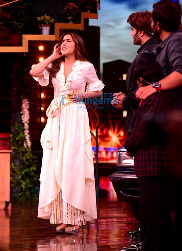photos sara ali khan and rohit shetty snapped on the sets of the show movie masti with manish pauls show 2