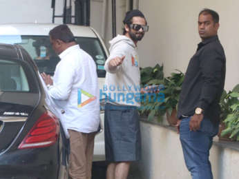 Photos: Shahid Kapoor snapped at Old Dharma office