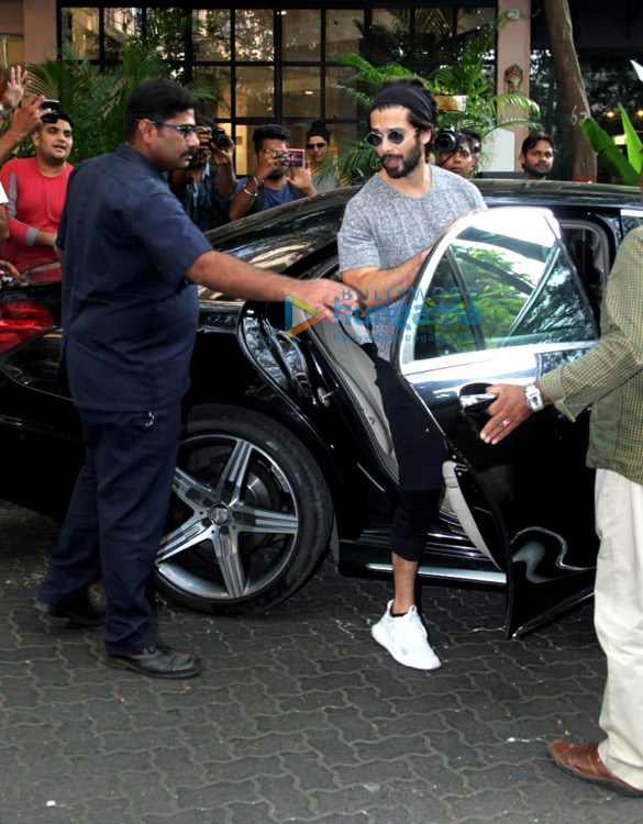 photos shahid kapoor snapped at the gym 4