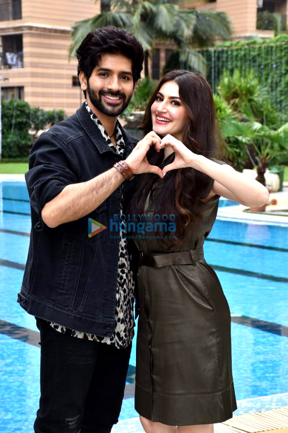 Photos: Vardhan Puri and Shivaleeka Oberoi snapped promoting Yeh Saali Aashiqui