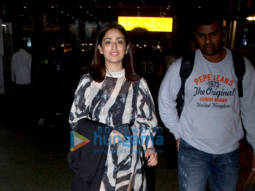 Photos: Yami Gautam and Ayushmann Khurrana snapped at the airport