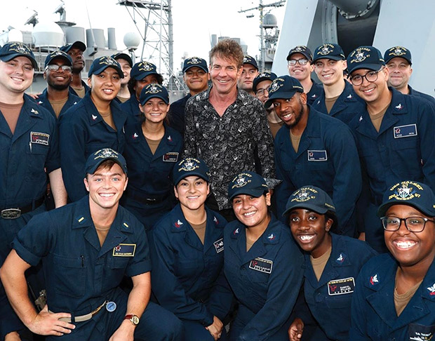 Roland Emmerich, Patrick Wilson and the entire cast of Midway visits the USS Halsey in Hawaii!