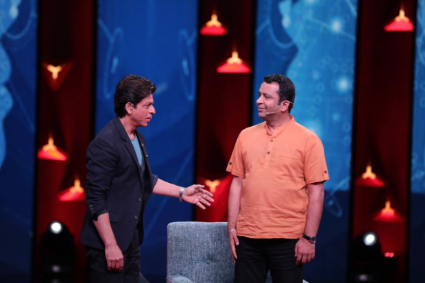 “We owe a huge debt to the villagers of our country" - says Shah Rukh Khan