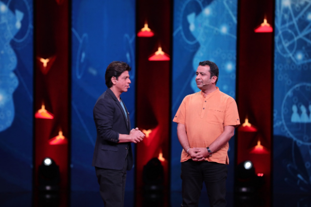 “We owe a huge debt to the villagers of our country" - says Shah Rukh Khan
