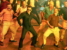 Watch: Salman Khan does the Munna Badnaam Hua hook-step with the paparazzi