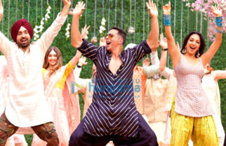 Movie Stills Of The Movie Good Newwz