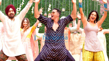 Movie Stills Of The Movie Good Newwz