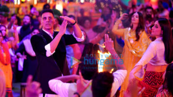 Movie Stills Of The Movie Good Newwz