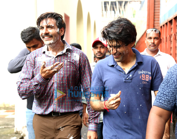pati patni aur woh 1 5