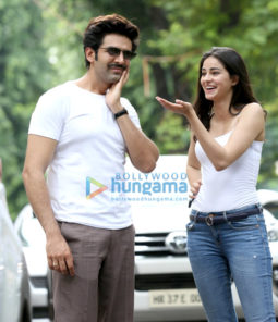 Movie Stills Of The Movie Pati Patni Aur Woh