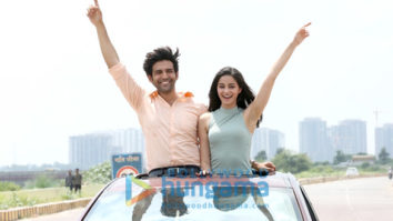 Movie Stills Of The Movie Pati Patni Aur Woh