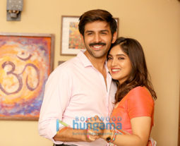 Movie Stills Of The Movie Pati Patni Aur Woh