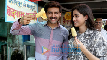 Movie Stills Of The Movie Pati Patni Aur Woh