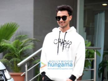 Photos: Aayush Sharma, Helen and Atul Agnihotri spotted at Hinduja Hospital